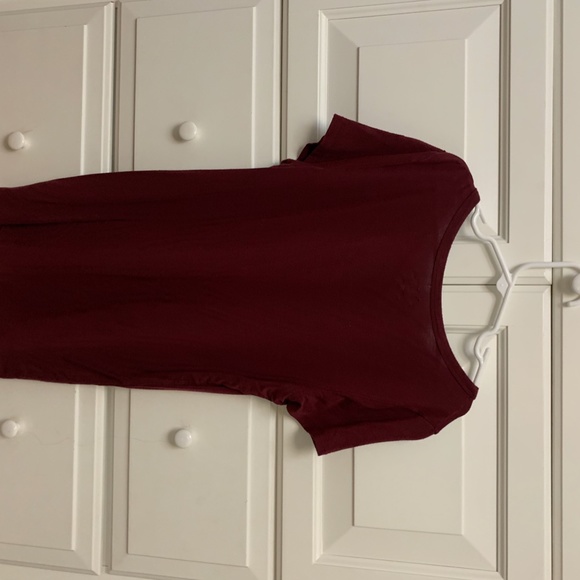 Art class red shirt not worn in - Picture 3 of 3